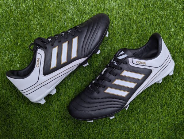 Low Neck Football Boot Black (3)