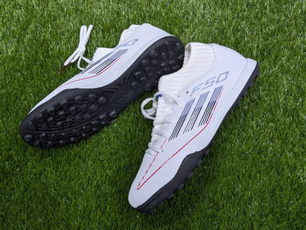 Semi High Neck Football Turf White (2)