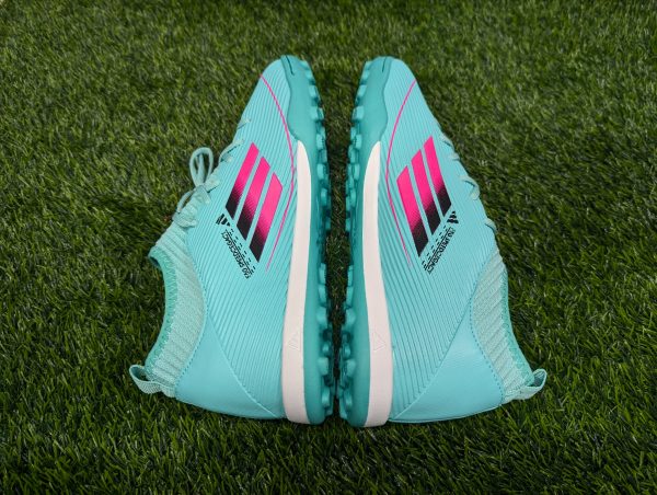 Semi high neck football turf mint (3)