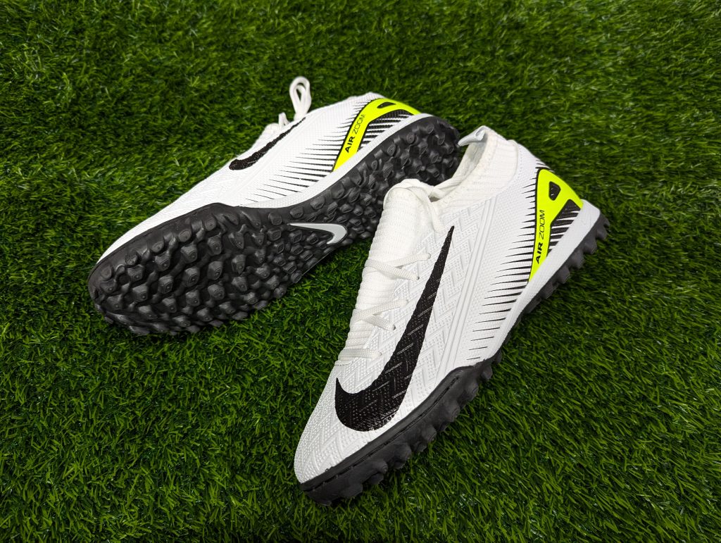 Semi high neck football turf white (1)